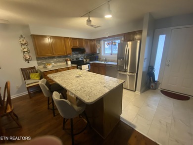 One of the finer condos in Lake Tani's popular Golf Court Town on Lake Tansi Village Country Club in Tennessee - for sale on GolfHomes.com, golf home, golf lot