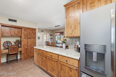 Extremely well taken care of 3 bedroom 2 bath home in The Green on Country Club of Green Valley in Arizona - for sale on GolfHomes.com, golf home, golf lot