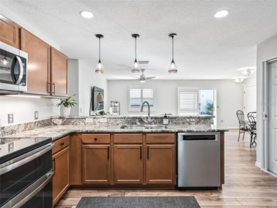 *EXCEPTIONAL* Absolutely beautiful villa in The Villages of St on The Links of Spruce Creek in Florida - for sale on GolfHomes.com, golf home, golf lot