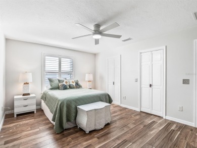 *EXCEPTIONAL* Absolutely beautiful villa in The Villages of St on The Links of Spruce Creek in Florida - for sale on GolfHomes.com, golf home, golf lot