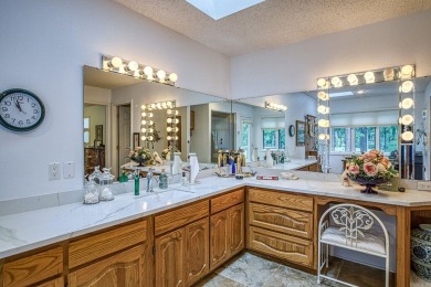 AGENTS SEE REMARKS. This is a rare find!! This one level 3056 sq on Coronado Golf Course in Arkansas - for sale on GolfHomes.com, golf home, golf lot