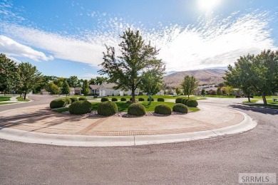 You can't get better access to golfing than this amazing home on Riverside Golf Course in Idaho - for sale on GolfHomes.com, golf home, golf lot
