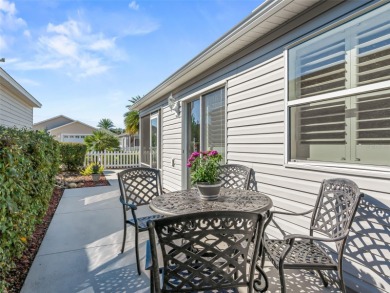 *EXCEPTIONAL* Absolutely beautiful villa in The Villages of St on The Links of Spruce Creek in Florida - for sale on GolfHomes.com, golf home, golf lot