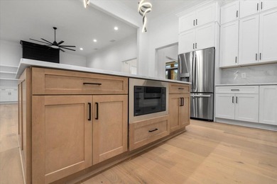 Experience a perfect blend of Luxury, comfort and breathtaking on Harbor Club Golf and Country Club in Georgia - for sale on GolfHomes.com, golf home, golf lot