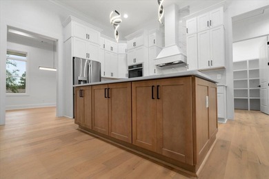 Experience a perfect blend of Luxury, comfort and breathtaking on Harbor Club Golf and Country Club in Georgia - for sale on GolfHomes.com, golf home, golf lot