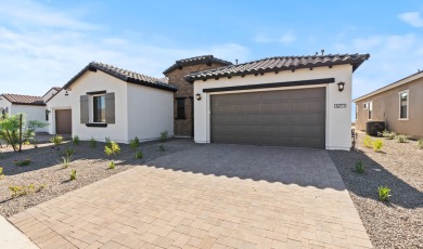 Expansive great room and dining area with optional vaulted on  in Arizona - for sale on GolfHomes.com, golf home, golf lot