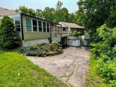 Exclusive Ridgetop Retreat Overlooking Wytheville Golf Club! on Wytheville Golf Club, Inc. in Virginia - for sale on GolfHomes.com, golf home, golf lot