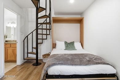 This beautifully appointed loft style 1 bedroom, 1 bathroom on Canyons Golf Course in Utah - for sale on GolfHomes.com, golf home, golf lot