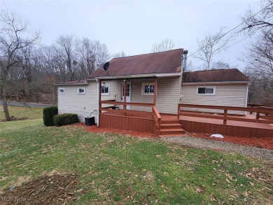 Well-maintained 3-bedroom, 1-bath home with eat-in kitchen and on Cadiz Country Club in Ohio - for sale on GolfHomes.com, golf home, golf lot