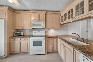 SPACIOUS & BRIGHT 2nd floor condo,  1442 sqft 2-bedroom on Bear Lakes Country Club in Florida - for sale on GolfHomes.com, golf home, golf lot