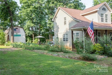Charming 3-bedroom, 2-bath home in the heart of Denver, just 1 on Westport Golf Club in North Carolina - for sale on GolfHomes.com, golf home, golf lot