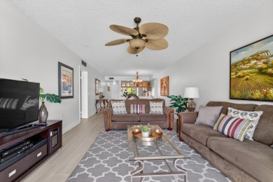 SPACIOUS & BRIGHT 2nd floor condo,  1442 sqft 2-bedroom on Bear Lakes Country Club in Florida - for sale on GolfHomes.com, golf home, golf lot