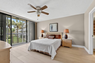 SPACIOUS & BRIGHT 2nd floor condo,  1442 sqft 2-bedroom on Bear Lakes Country Club in Florida - for sale on GolfHomes.com, golf home, golf lot