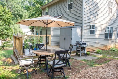 Charming 3-bedroom, 2-bath home in the heart of Denver, just 1 on Westport Golf Club in North Carolina - for sale on GolfHomes.com, golf home, golf lot