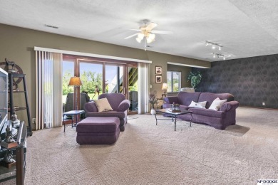 Lisa McGuire Kelly, M: , lmkelly,   - Gorgeous Brick Ranch home on Iron Horse Golf Club in Nebraska - for sale on GolfHomes.com, golf home, golf lot