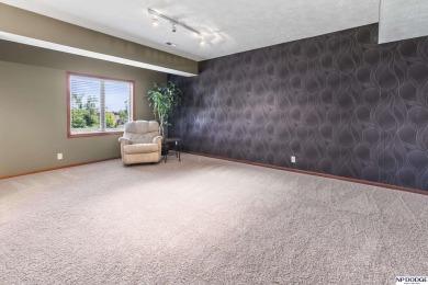 Lisa McGuire Kelly, M: , lmkelly,   - Gorgeous Brick Ranch home on Iron Horse Golf Club in Nebraska - for sale on GolfHomes.com, golf home, golf lot