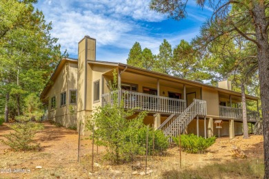 Welcome to this rare 3 bedroom, 2 bath single level townhome in on Continental Country Club in Arizona - for sale on GolfHomes.com, golf home, golf lot