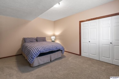 Lisa McGuire Kelly, M: , lmkelly,   - Gorgeous Brick Ranch home on Iron Horse Golf Club in Nebraska - for sale on GolfHomes.com, golf home, golf lot