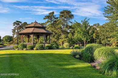 Welcome to Four Seasons!!! This 2-bedroom, 2 bath, 2 car garage on Four Seasons Spa and Country Club in New Jersey - for sale on GolfHomes.com, golf home, golf lot