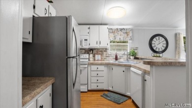Fully furnished and move-in ready! This beautifully remodeled on Tanglewood Shores Golf Club in Virginia - for sale on GolfHomes.com, golf home, golf lot
