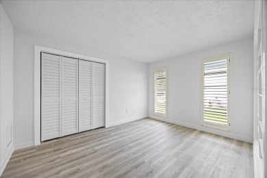 Golf Course Lifestyle in Feather Sound!

This beautifully on Feather Sound Country Club in Florida - for sale on GolfHomes.com, golf home, golf lot