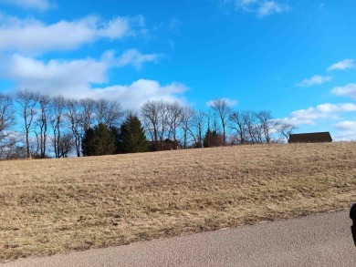 Fabulous slight up slope lot with long panoramic views from this on Eagle Ridge Inn and Resort in Illinois - for sale on GolfHomes.com, golf home, golf lot