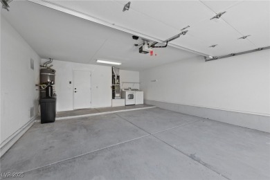 Beautifully updated 2BD/2BA townhome in Sun City Summerlin, Las on Eagle Crest Golf Club in Nevada - for sale on GolfHomes.com, golf home, golf lot
