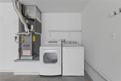 Beautifully updated 2BD/2BA townhome in Sun City Summerlin, Las on Eagle Crest Golf Club in Nevada - for sale on GolfHomes.com, golf home, golf lot