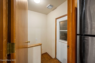 Avondale Lakefront Living! Perfectly situated on the tranquil on Avondale Golf and Tennis Club in Idaho - for sale on GolfHomes.com, golf home, golf lot