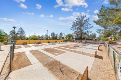 Beautifully updated 2BD/2BA townhome in Sun City Summerlin, Las on Eagle Crest Golf Club in Nevada - for sale on GolfHomes.com, golf home, golf lot