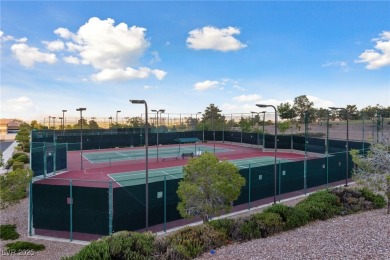 Beautifully updated 2BD/2BA townhome in Sun City Summerlin, Las on Eagle Crest Golf Club in Nevada - for sale on GolfHomes.com, golf home, golf lot