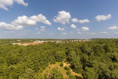 Welcome to luxury living at The Stretford at the Cascades. This on Cascades Golf Club in Texas - for sale on GolfHomes.com, golf home, golf lot