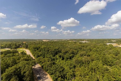 Welcome to luxury living at The Stretford at the Cascades. This on Cascades Golf Club in Texas - for sale on GolfHomes.com, golf home, golf lot