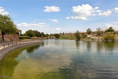Beautifully updated 2BD/2BA townhome in Sun City Summerlin, Las on Eagle Crest Golf Club in Nevada - for sale on GolfHomes.com, golf home, golf lot
