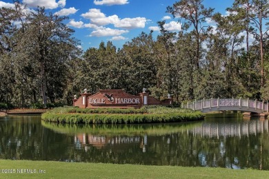 Location! Location! Lovely 3/2 home located in the Eagle Harbor on Eagle Harbor Golf Club in Florida - for sale on GolfHomes.com, golf home, golf lot