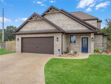 If you are looking for privacy then stop scrolling and take a on Briarcrest Country Club, Inc. in Texas - for sale on GolfHomes.com, golf home, golf lot