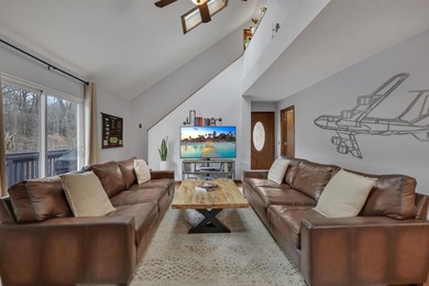 Move-in ready & beautifully maintained 3-bed/2-bath home offers on Hide-A-Way Hills Golf Club in Ohio - for sale on GolfHomes.com, golf home, golf lot