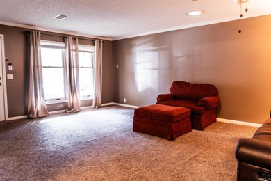 Well maintained 3 bedroom 2 bath Valencia Courts townhome on DeSoto Golf Course in Arkansas - for sale on GolfHomes.com, golf home, golf lot