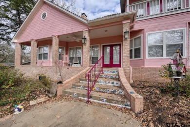 This great 1 1/2-story home in the sought-after Hideaway on Hide-A-Way Lake Golf Course in Texas - for sale on GolfHomes.com, golf home, golf lot