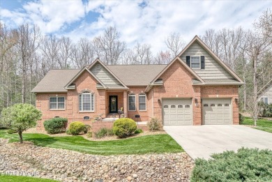 Luxury Living Meets Natural Serenity in Fairfield Glade.
Welcome on Heatherhurst Golf Course in Tennessee - for sale on GolfHomes.com, golf home, golf lot