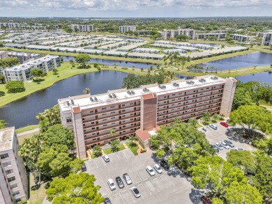 WELCOME HOME TO THIS CHARMING 2 BEDROOM, 2 BATH CONDO WITH on Marina Lakes Golf Course in Florida - for sale on GolfHomes.com, golf home, golf lot