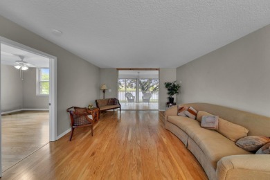 WELCOME HOME TO THIS CHARMING 2 BEDROOM, 2 BATH CONDO WITH on Marina Lakes Golf Course in Florida - for sale on GolfHomes.com, golf home, golf lot