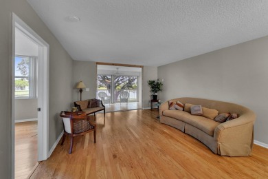 WELCOME HOME TO THIS CHARMING 2 BEDROOM, 2 BATH CONDO WITH on Marina Lakes Golf Course in Florida - for sale on GolfHomes.com, golf home, golf lot