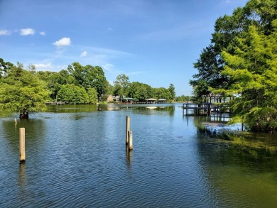 Gorgeous 1.26-acre level golf course building lot with a deeded on Players Course At Wyboo Plantation in South Carolina - for sale on GolfHomes.com, golf home, golf lot