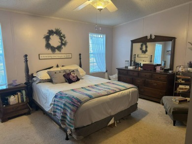 How would you like a cute home on a quiet cul-du-sac with on Golden Lakes Golf Course in Florida - for sale on GolfHomes.com, golf home, golf lot