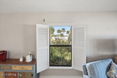 Looking for laid-back beach living? Don't miss this tastefully on Ocean Palm Golf Course in Florida - for sale on GolfHomes.com, golf home, golf lot