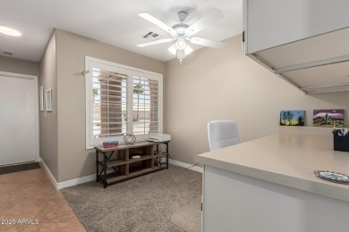 Beautifully maintained 2-BR, 3-BA home is ideally located on a on Oakwood Golf Club  in Arizona - for sale on GolfHomes.com, golf home, golf lot