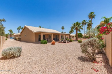 Beautifully maintained 2-BR, 3-BA home is ideally located on a on Oakwood Golf Club  in Arizona - for sale on GolfHomes.com, golf home, golf lot