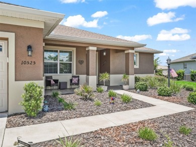 Immaculate 2 Bedroom, 2 Bath Livingston Model Home with lots of on On Top of the World Golf Course in Florida - for sale on GolfHomes.com, golf home, golf lot