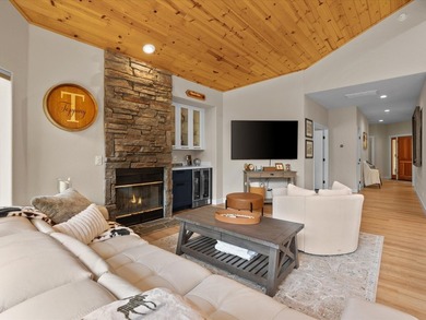 Welcome to Your Mountain Retreat! This beautifully updated on Whitehawk Ranch Golf Club in California - for sale on GolfHomes.com, golf home, golf lot